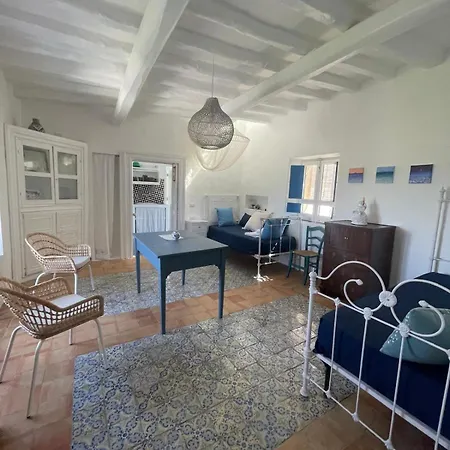 Casa Aimee Διαμέρισμα Στρόμπολι